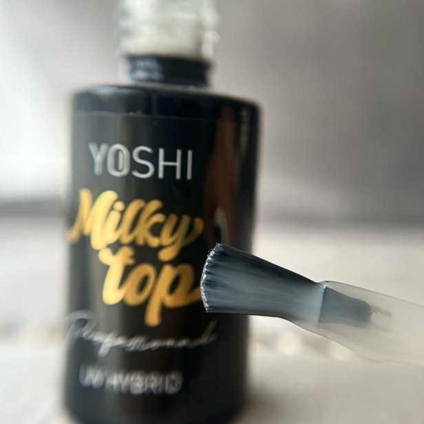 Yoshi Top Milky No Wipe Mleczny Top hybrydowy LED/UV 10 ml
