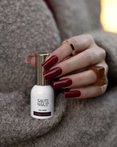 Saute Nails Lakier hybrydowy S328 CHERRY LAQUER 8ml