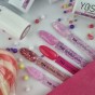 Yoshi Lakier Hybrydowy Candy Shop 721 CHERRY POP Róż z Drobinami Brokat 6ml