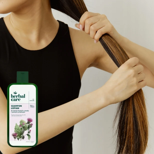 Farmona HerbalCare Szampon do włosów tłustych u nasady i suchych ŁOPIAN 330