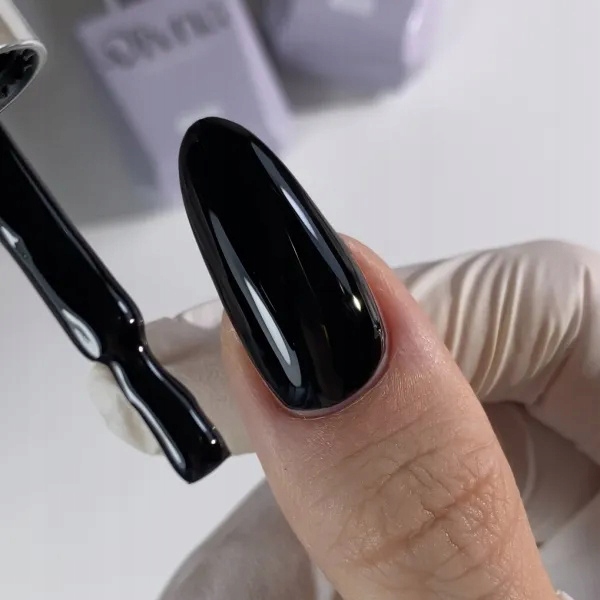 DIVNA Lakier hybrydowy do paznokci ULTRA BLACK 7ml