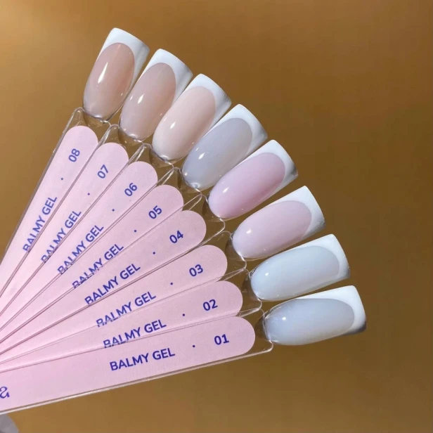 DIVNA Żel budujący o konsystencji bazy rubber do paznokci Balmy Gel 07 13ml
