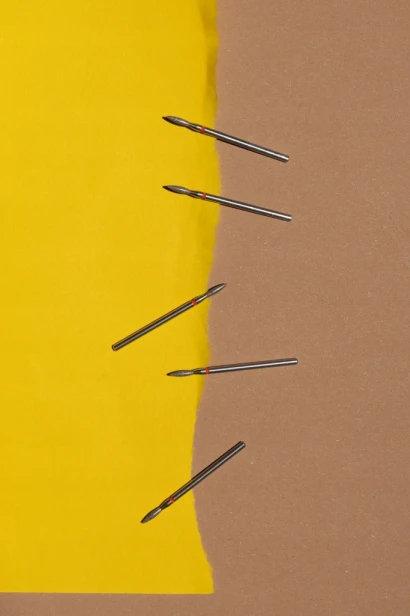 DIVNA FREZ DIAMENTOWY Płomyk łezka do skórek 2,1mm