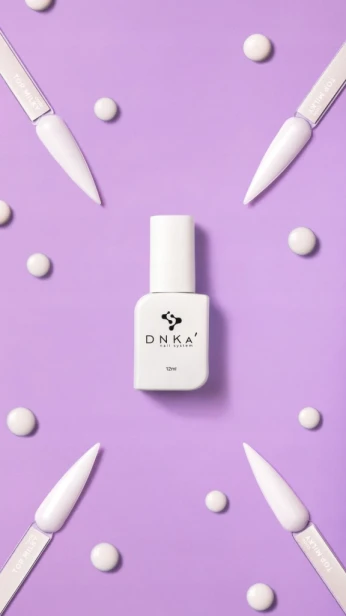 DNKA Kauczkowa Baza Budująca do paznokci RUBBER BASE 12ml