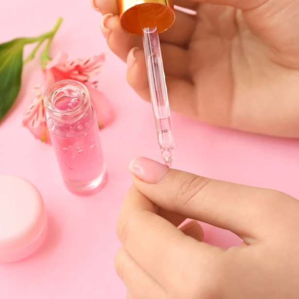 Yoshi Kwiatowa Oliwka do skórek i paznokci Cuticle Oil No1 15ml