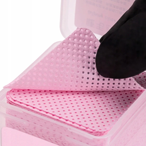 Molly Nails Waciki bezpyłowe perforowane do paznokci różowe 5x5 cm 200szt