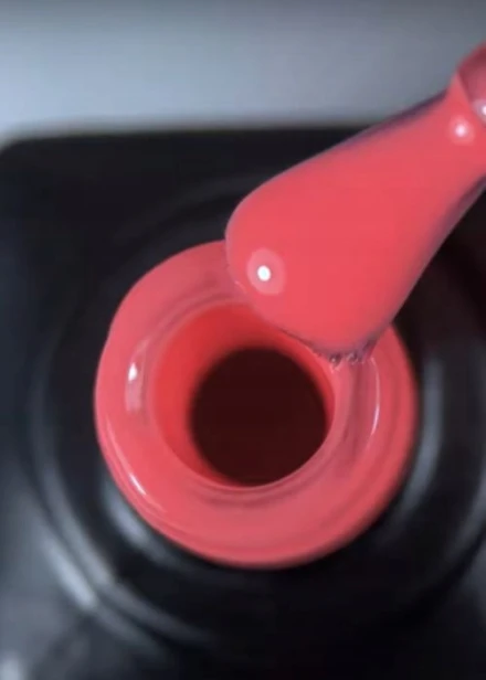 SLOWIANKA Baza hybrydowa do paznokci arbuzowo koralowa 553 CLAP CLAP 10g