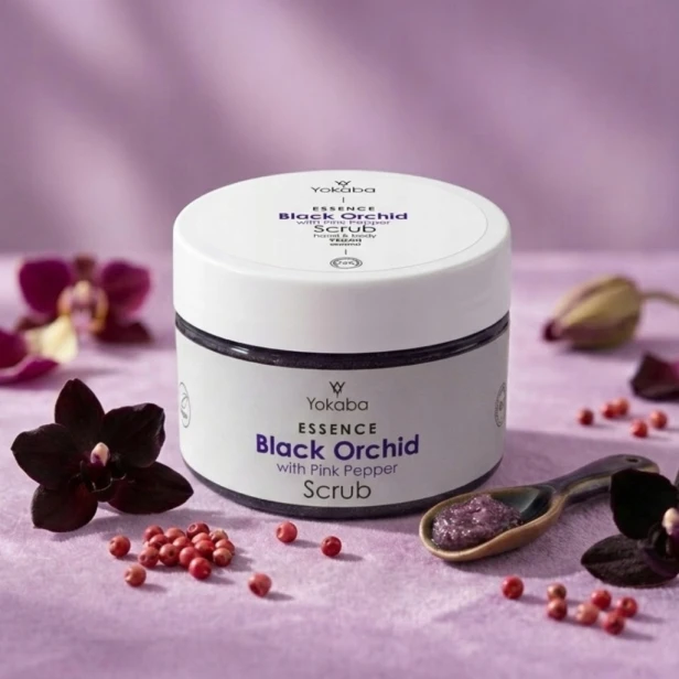Yokaba Black Orchid Pink Pepper Peeling z rozświetlającymi drobinkami 250g